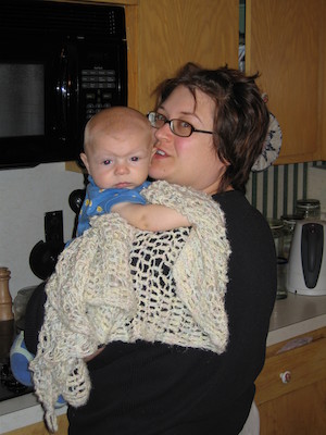 Cole and Xine cuddling (09-21-2005 08:51)